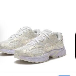 Nike Women's White Running Sneakers